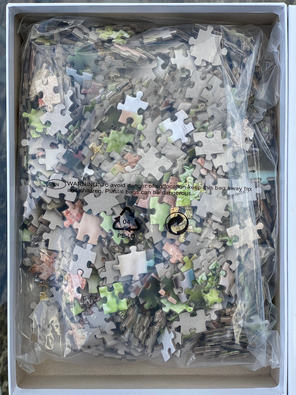 300 Piece Jigsaw Puzzle | Spring Chicks | MODERATE